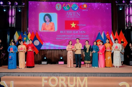 CHỦ TỊCH HANEL ĐƯỢC TRAO GIẢI THƯỞNG NỮ DOANH NHÂN ASEAN NĂM 2026 – AWEN 2026